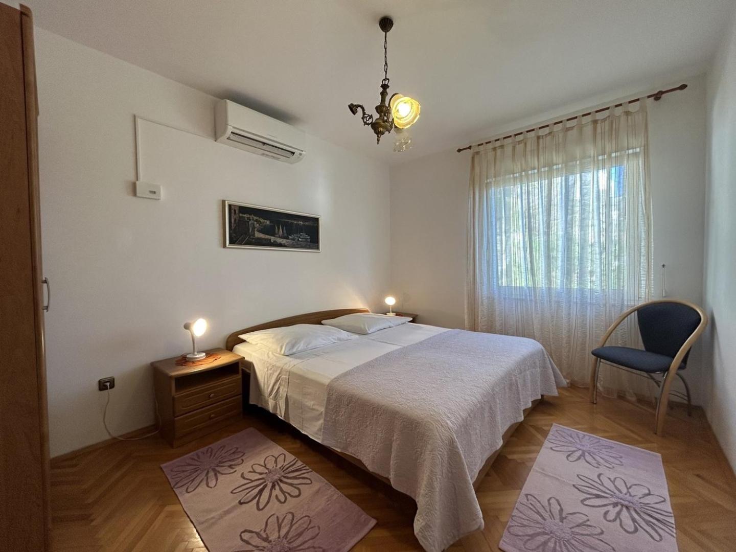 Azure Apartments By The Sea Near City 奥米什 外观 照片